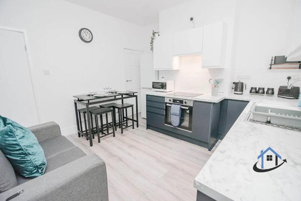Balby Casa Nr Doncaster Racecourse King Beds Street Parking Villa Bagian luar foto