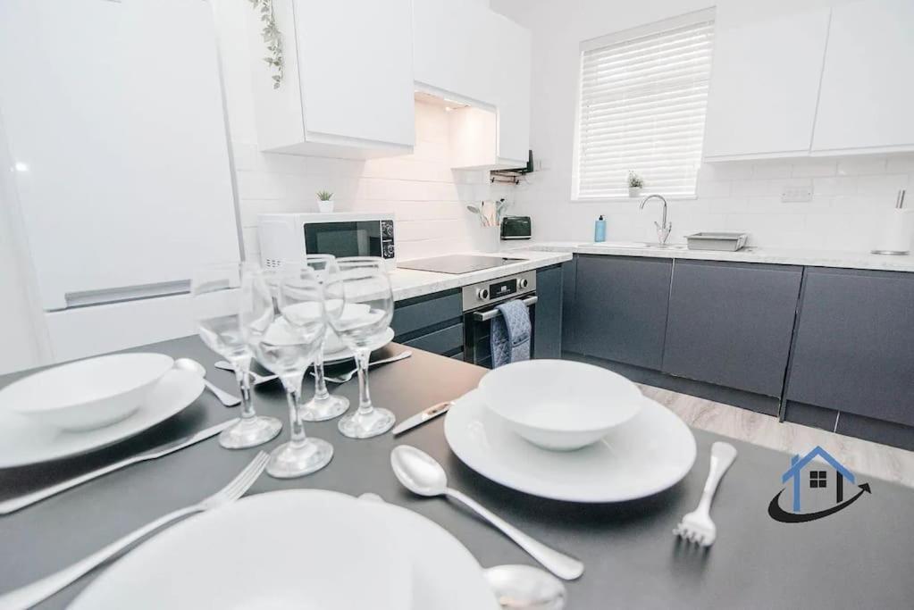 Balby Casa Nr Doncaster Racecourse King Beds Street Parking Villa Bagian luar foto
